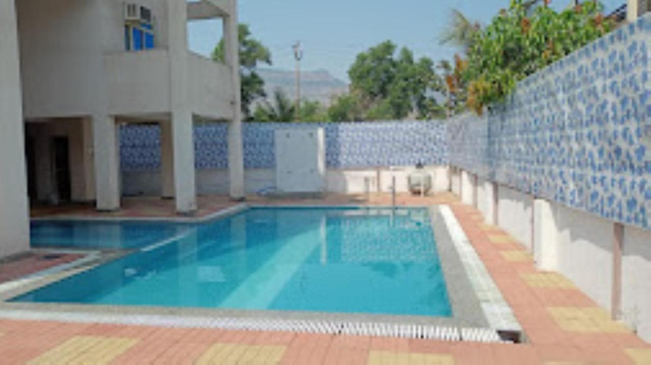 Janavi Resort ネラル エクステリア 写真
